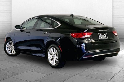 2017 Chrysler 200 Limited Platinum