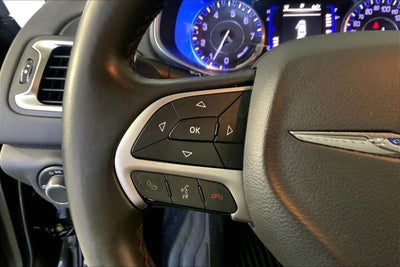 2017 Chrysler 200 Limited Platinum