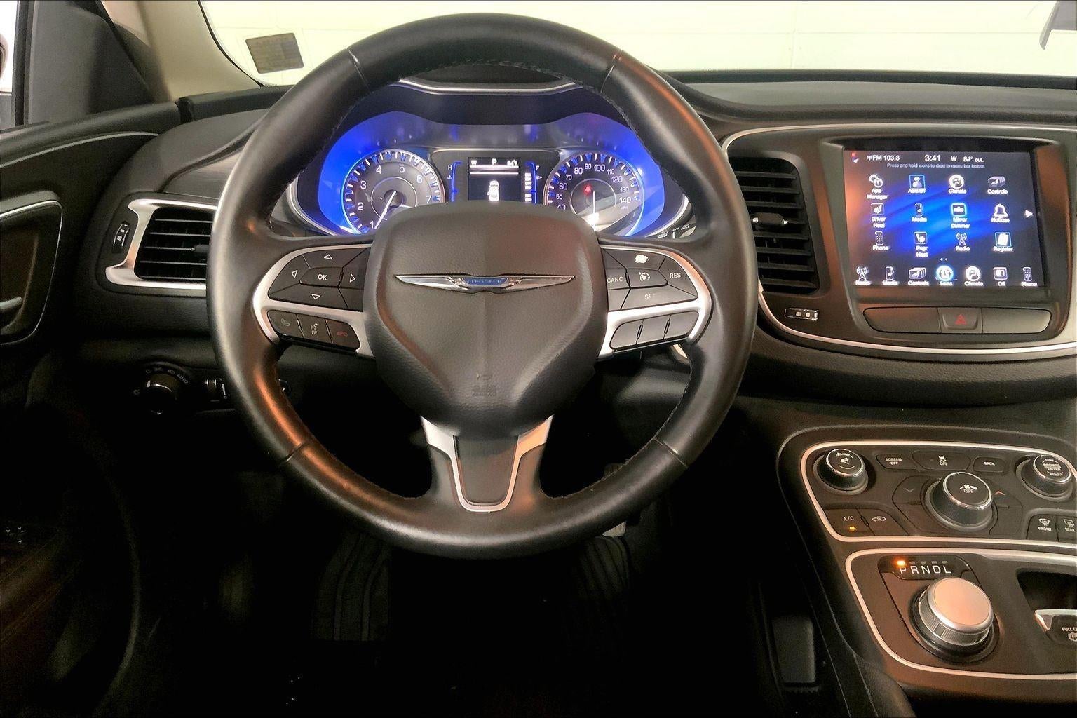 2017 Chrysler 200 Limited Platinum