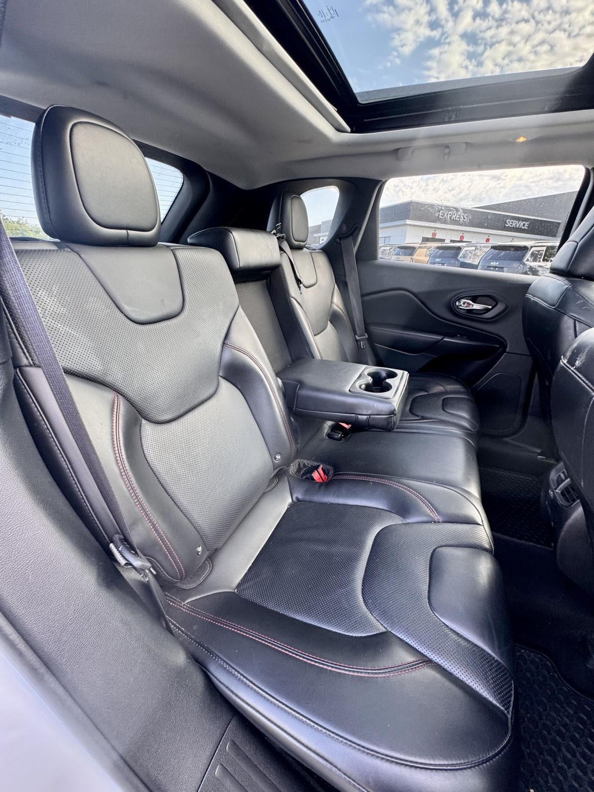 2019 Jeep Cherokee Trailhawk Elite