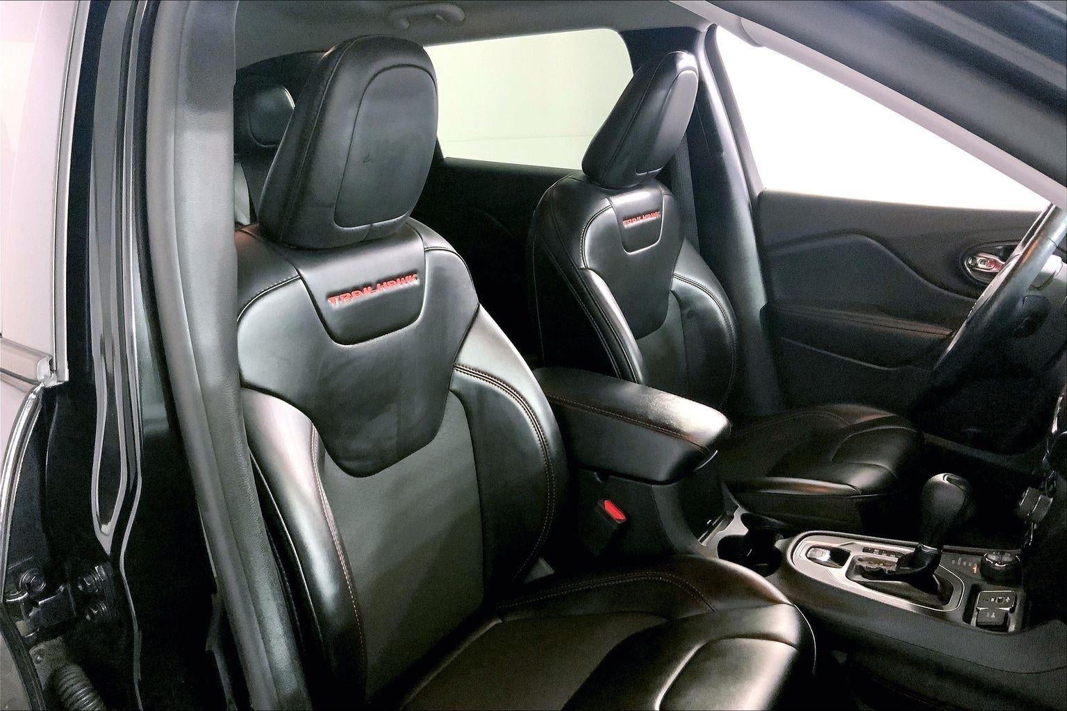 2020 Jeep Cherokee Trailhawk