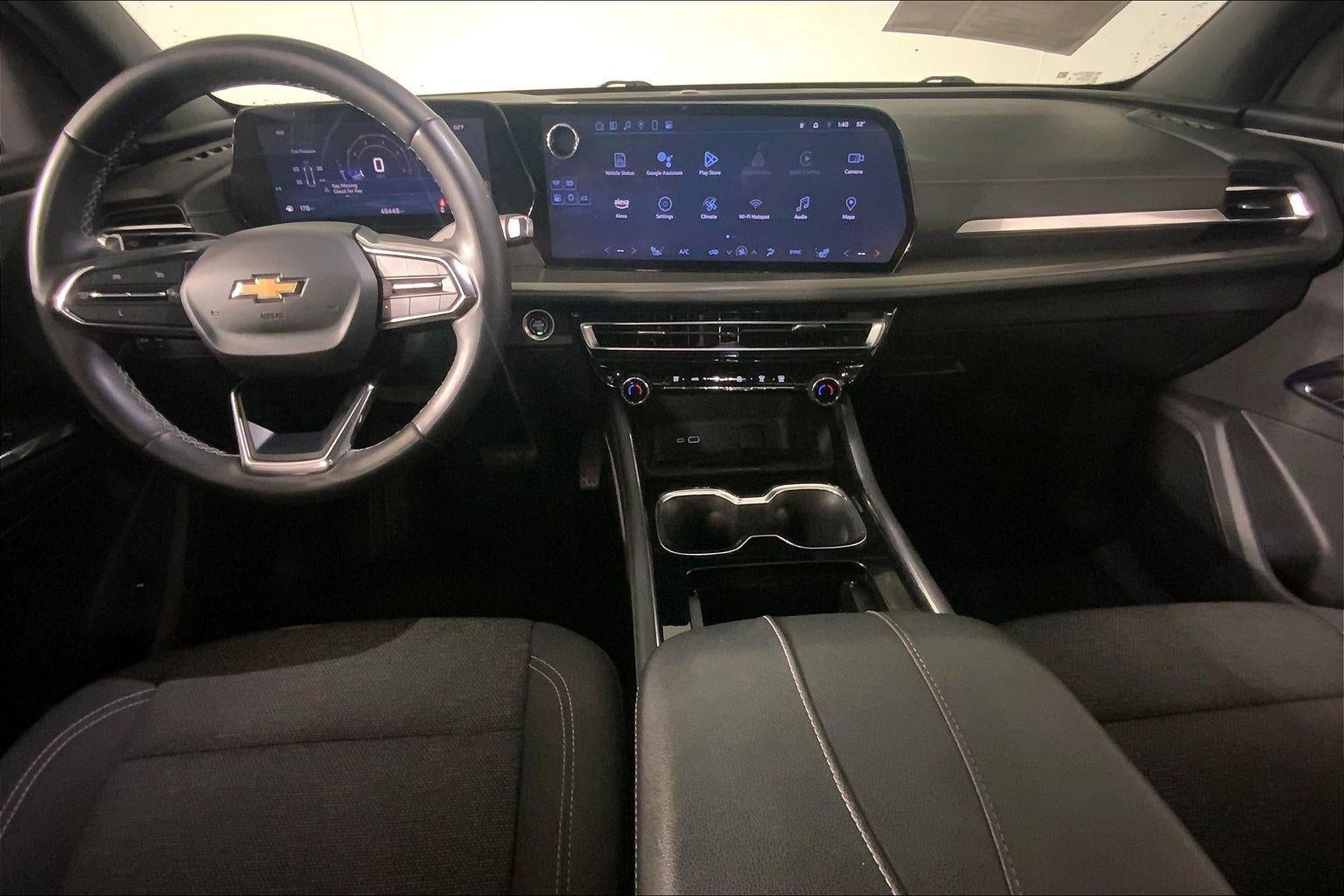 2024 Chevrolet Traverse FWD LT