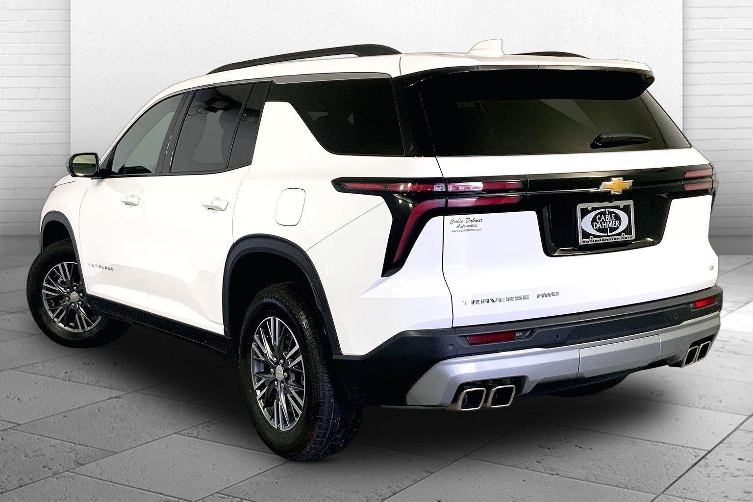 2024 Chevrolet Traverse AWD LT