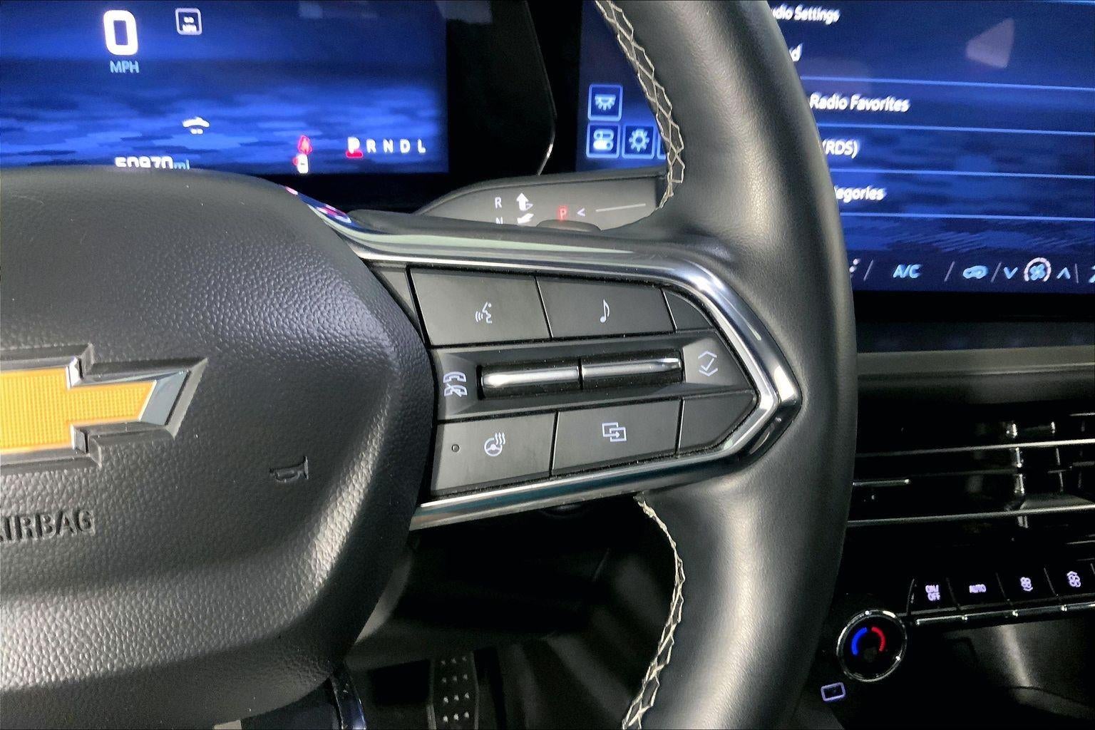 2024 Chevrolet Traverse AWD LT