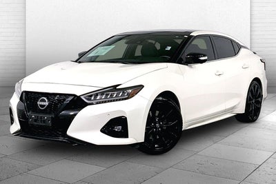 2023 Nissan Maxima SR