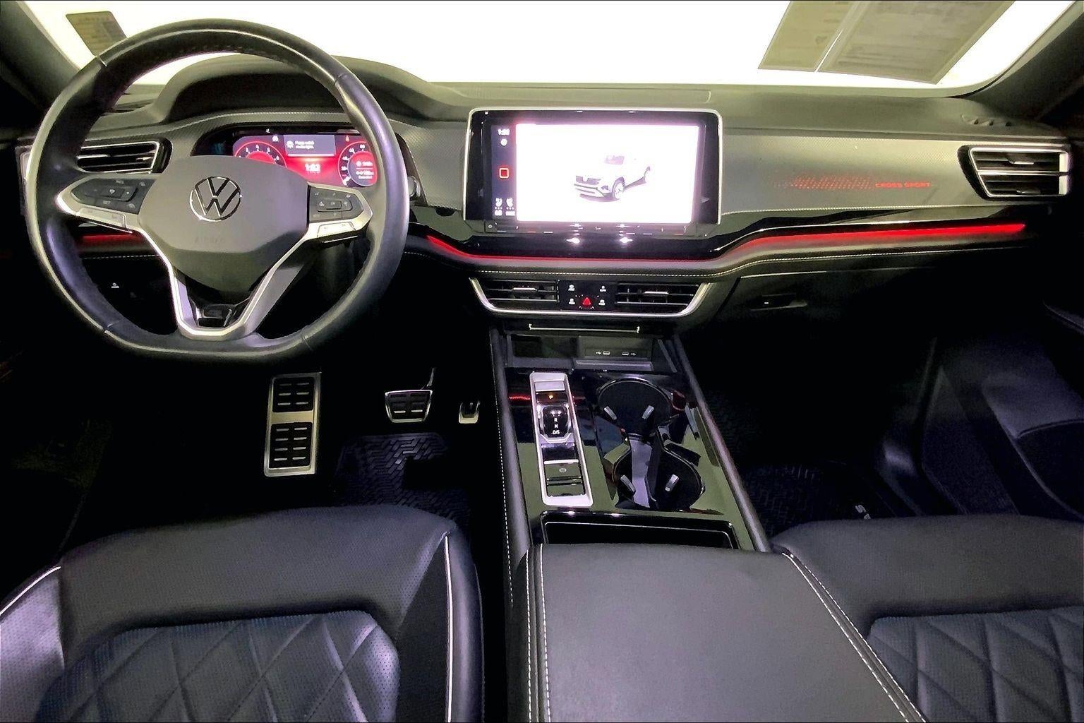 2024 Volkswagen Atlas Cross Sport 2.0T SEL Premium R-Line