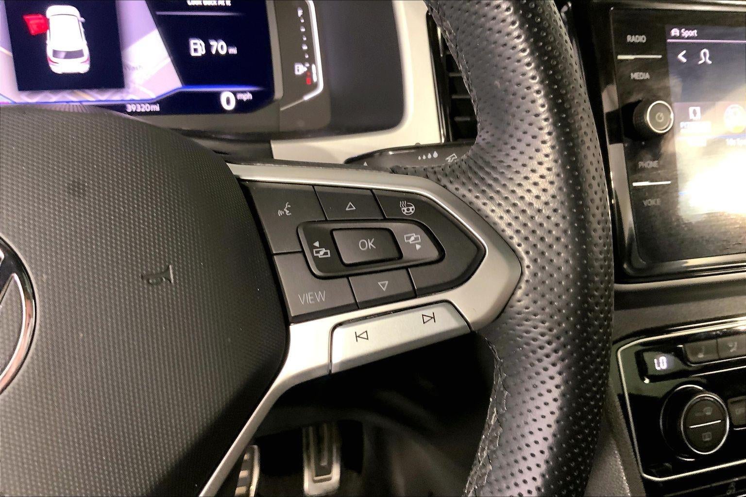 2023 Volkswagen Atlas Cross Sport 3.6L V6 SEL R-Line Black