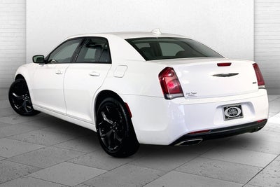 2023 Chrysler 300 Touring