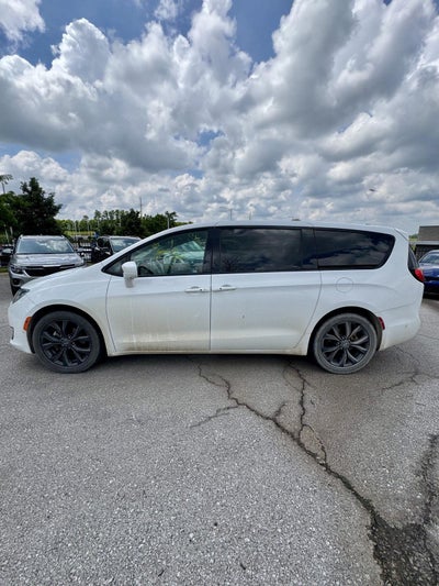 2019 Chrysler Pacifica Touring Plus