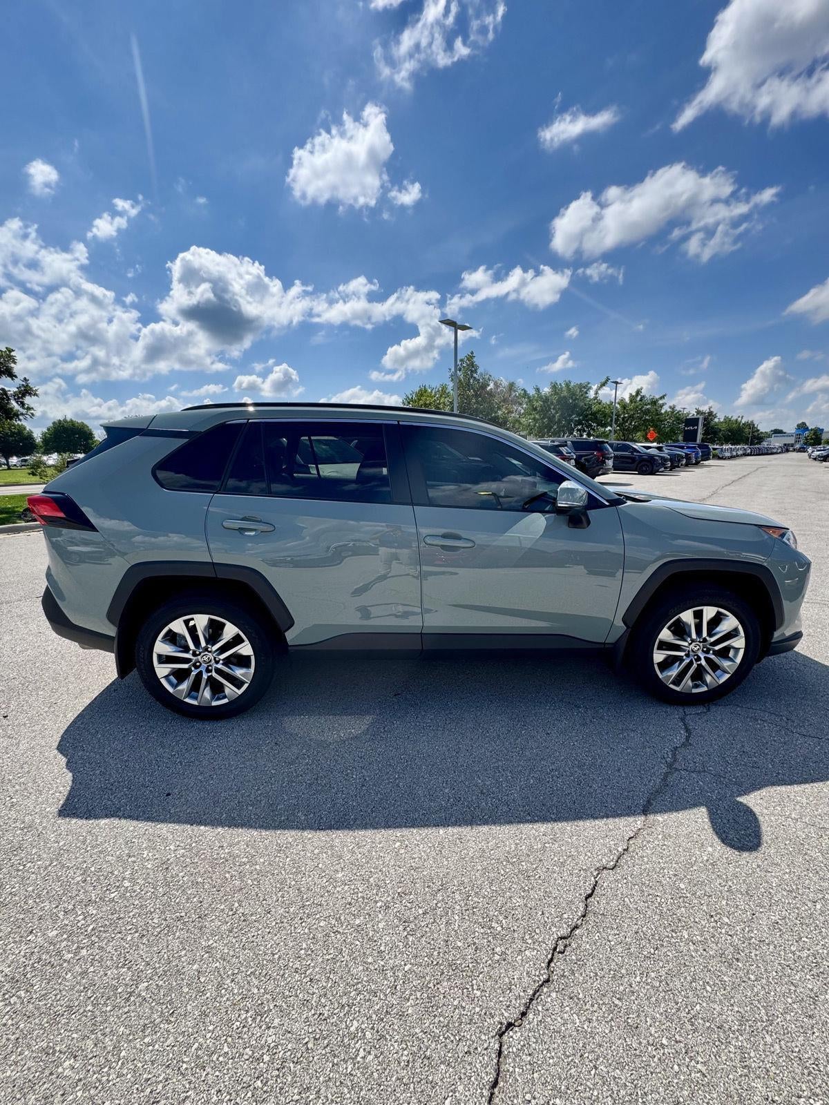 2021 Toyota RAV4 XLE Premium