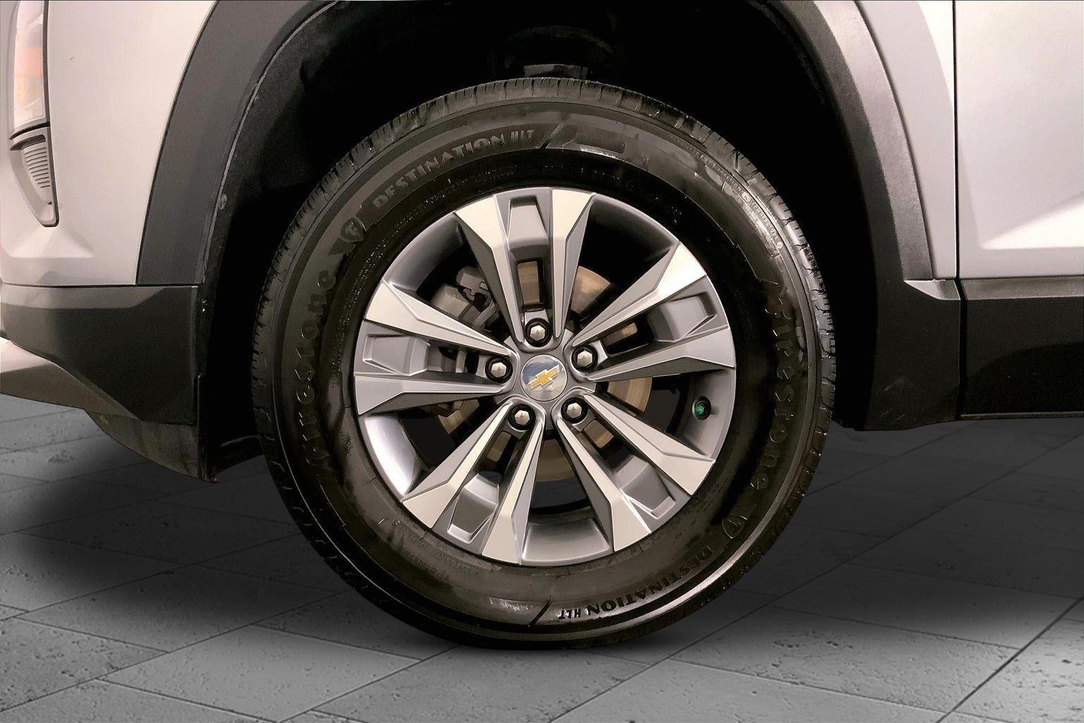 2025 Chevrolet Equinox FWD LT