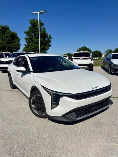 2025 Kia K4 EX