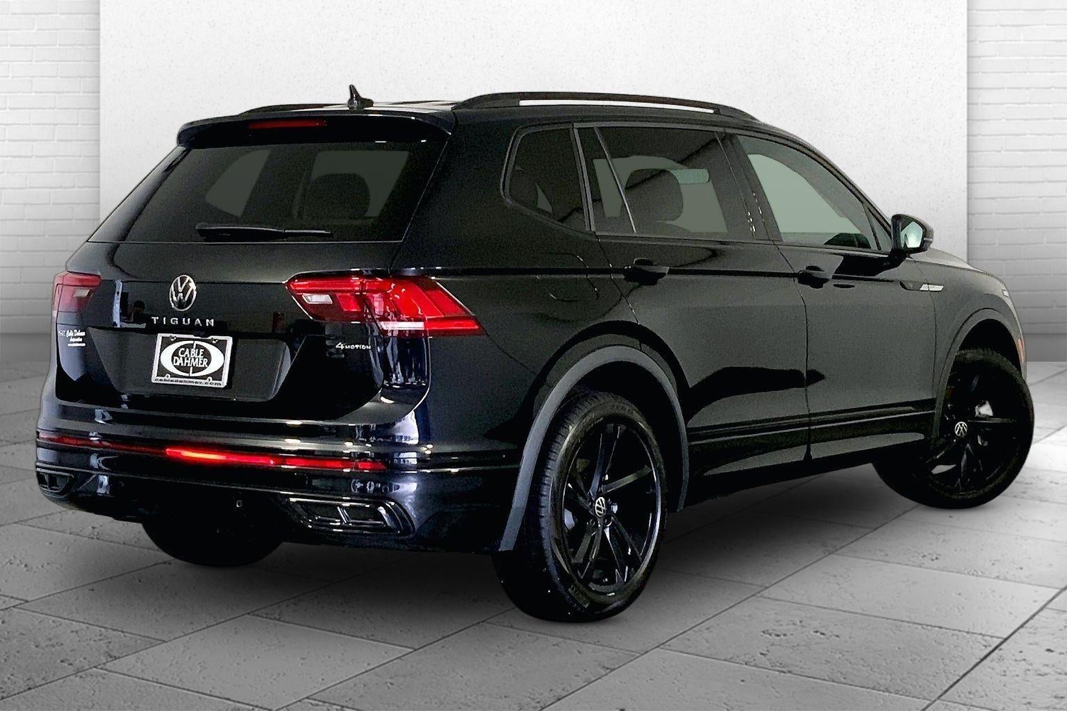 2024 Volkswagen Tiguan SE R-Line Black