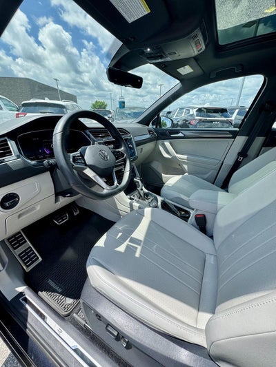 2024 Volkswagen Tiguan SE R-Line Black
