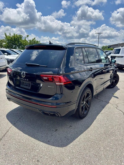 2024 Volkswagen Tiguan SE R-Line Black