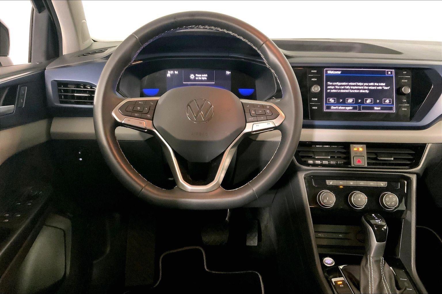 2023 Volkswagen Taos SE