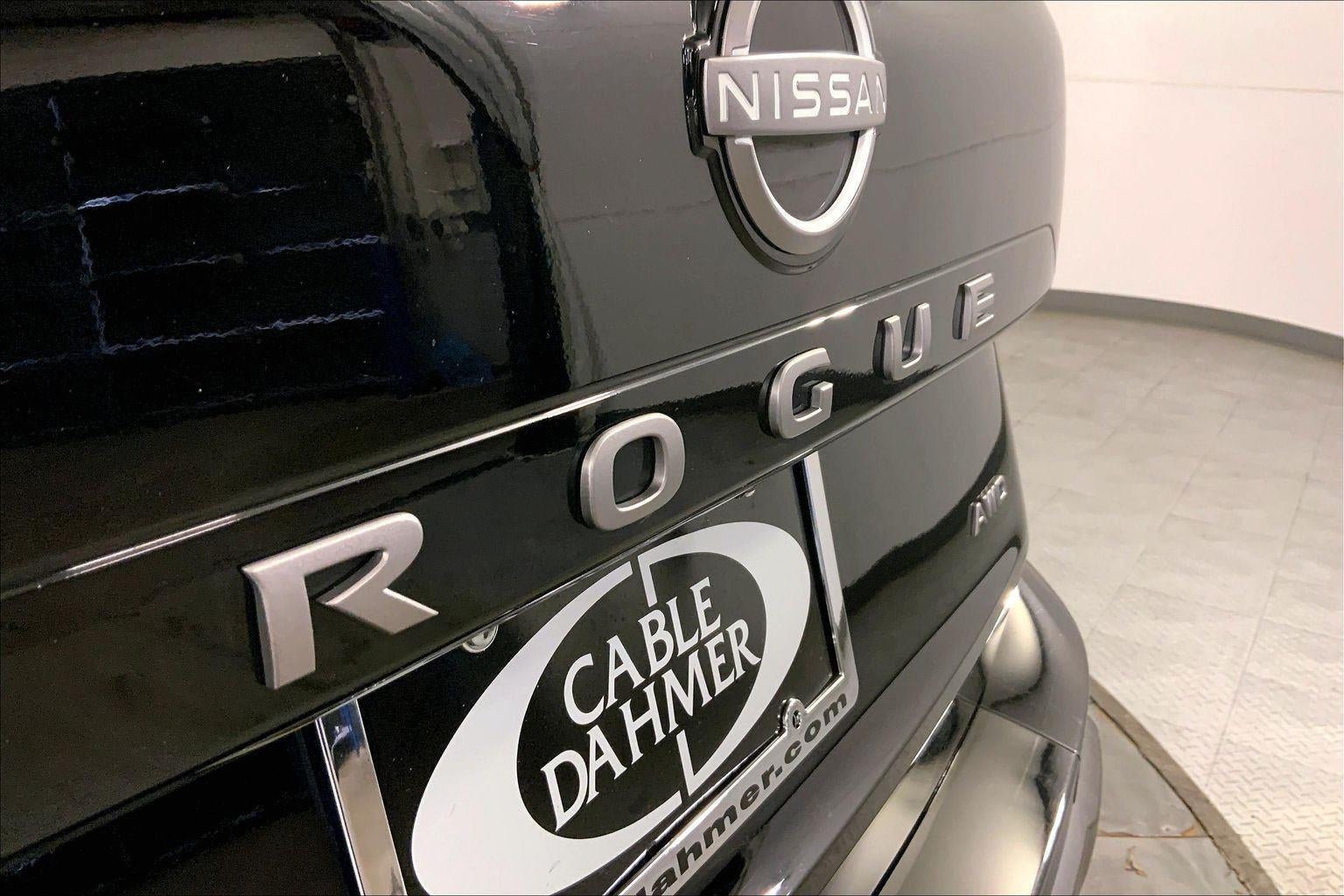 2025 Nissan Rogue SV