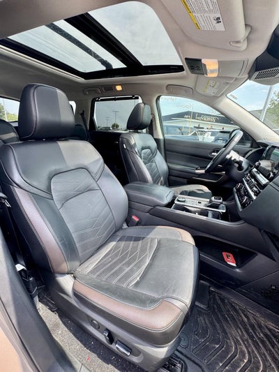 2024 Nissan Pathfinder Platinum