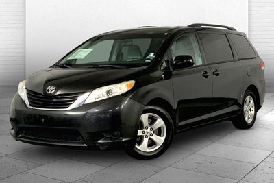 2014 Toyota Sienna LE AAS