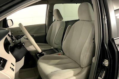 2014 Toyota Sienna LE AAS