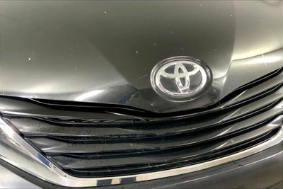 2014 Toyota Sienna LE AAS