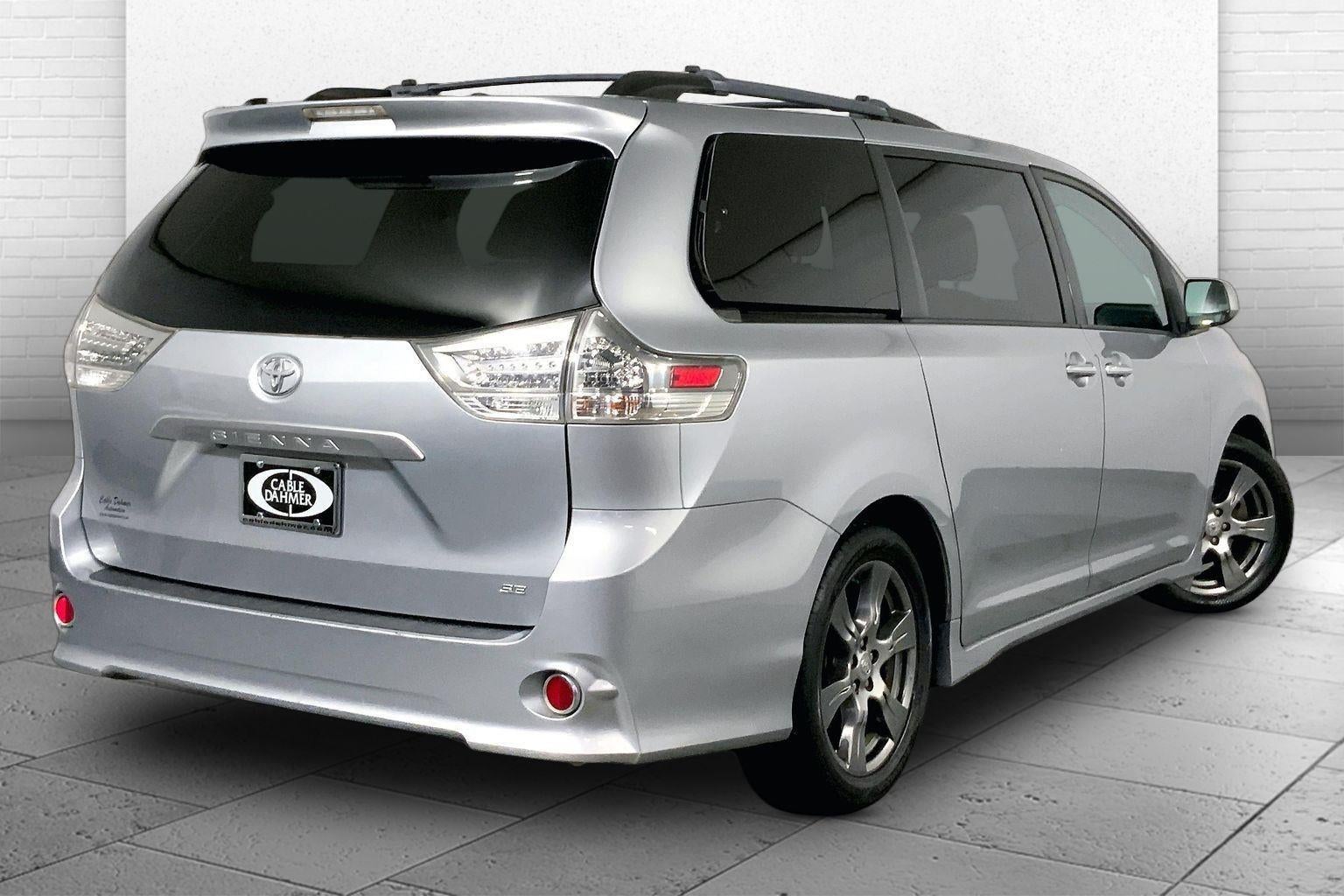 2017 Toyota Sienna SE