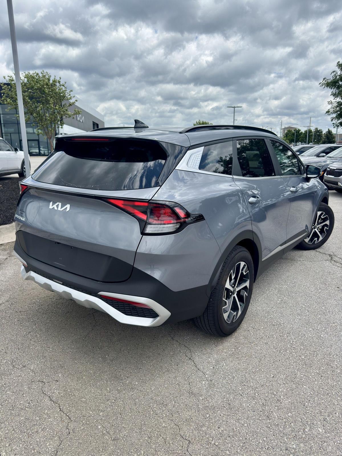 2025 Kia SPORTAGE EX