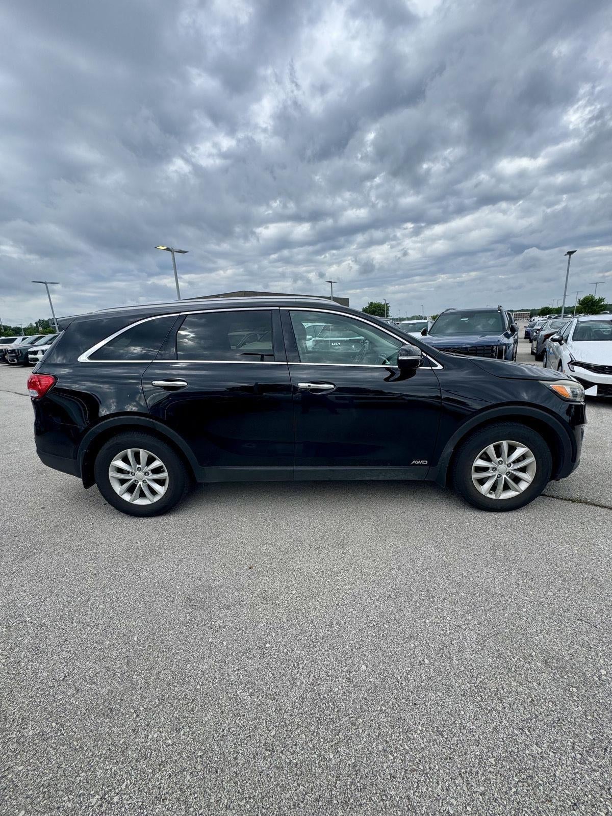 2017 Kia Sorento LX