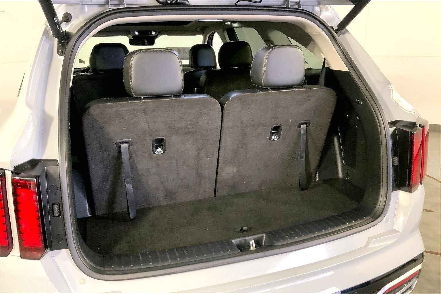 2023 Kia Sorento EX