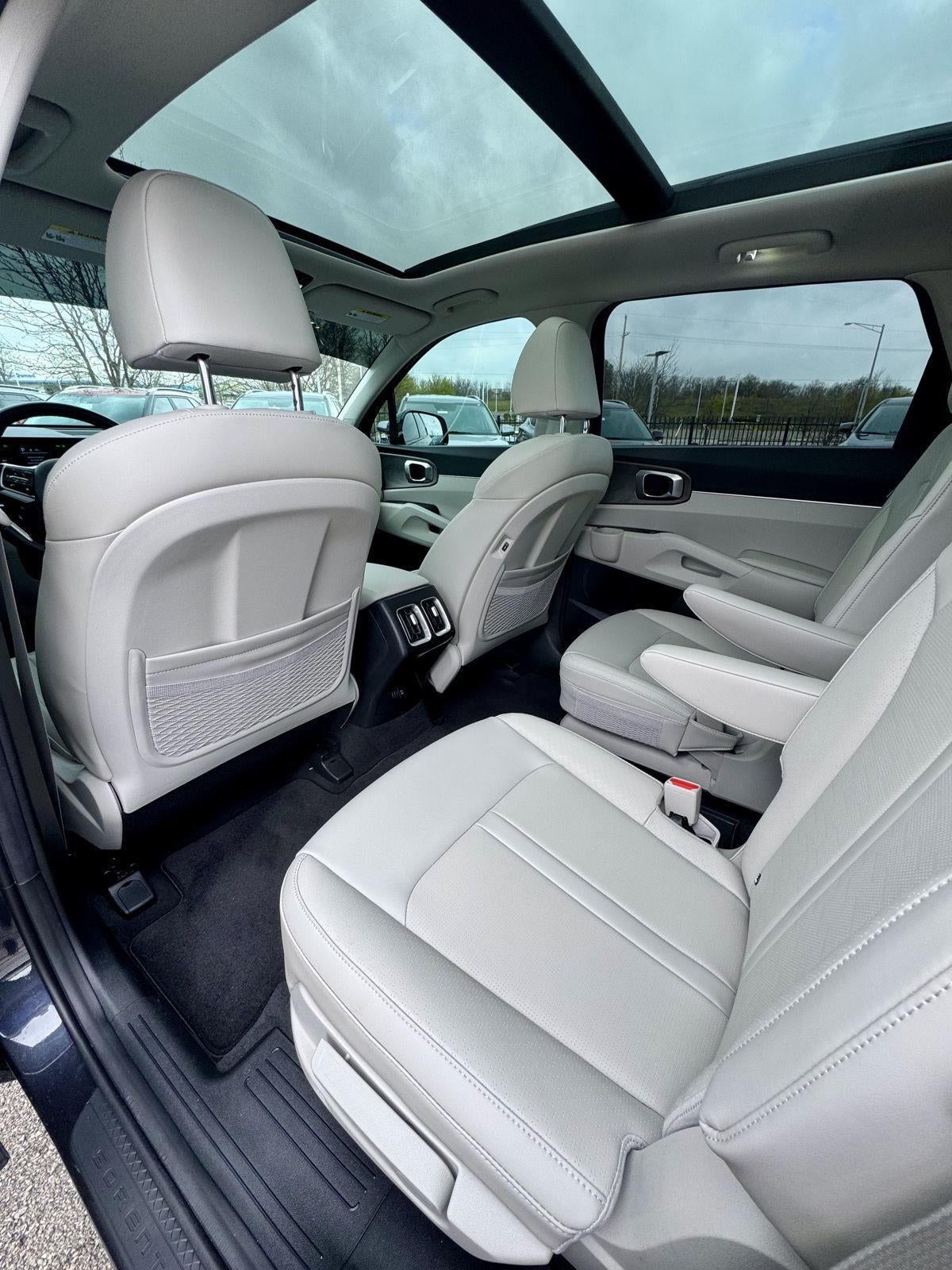 2025 Kia SORENTO X-LINE EX