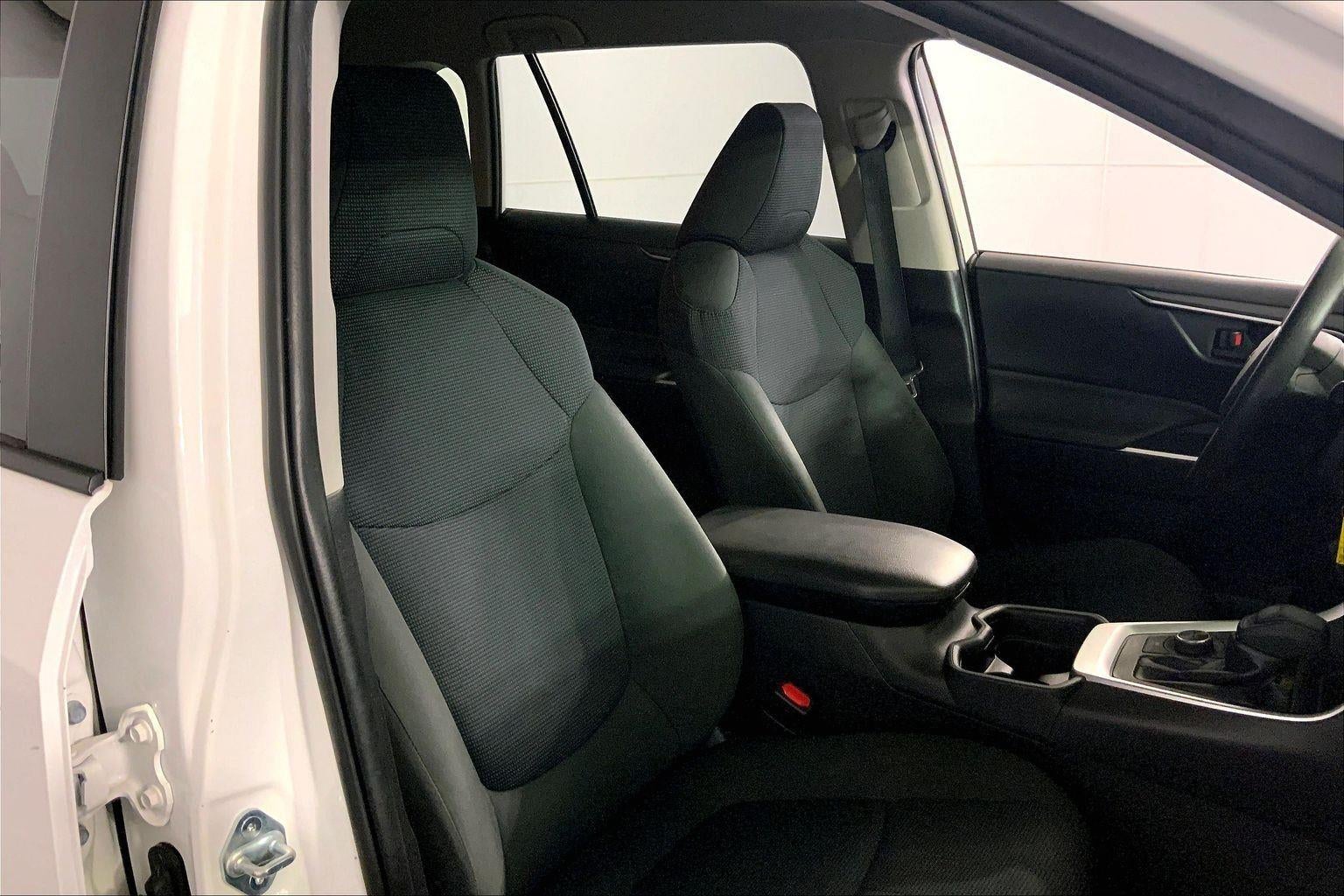 2019 Toyota RAV4 Hybrid LE