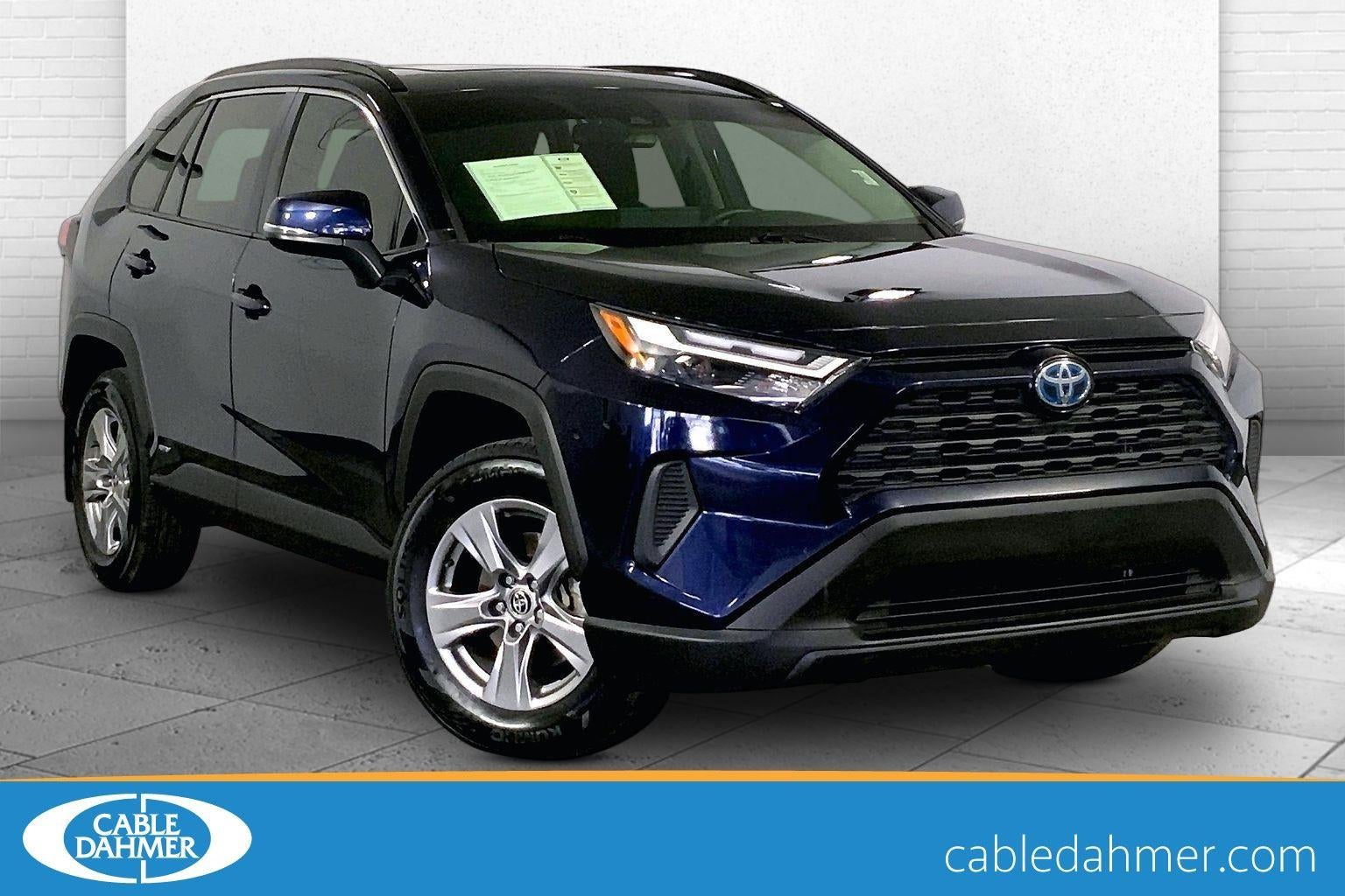 2022 Toyota RAV4 HYBRID XLE
