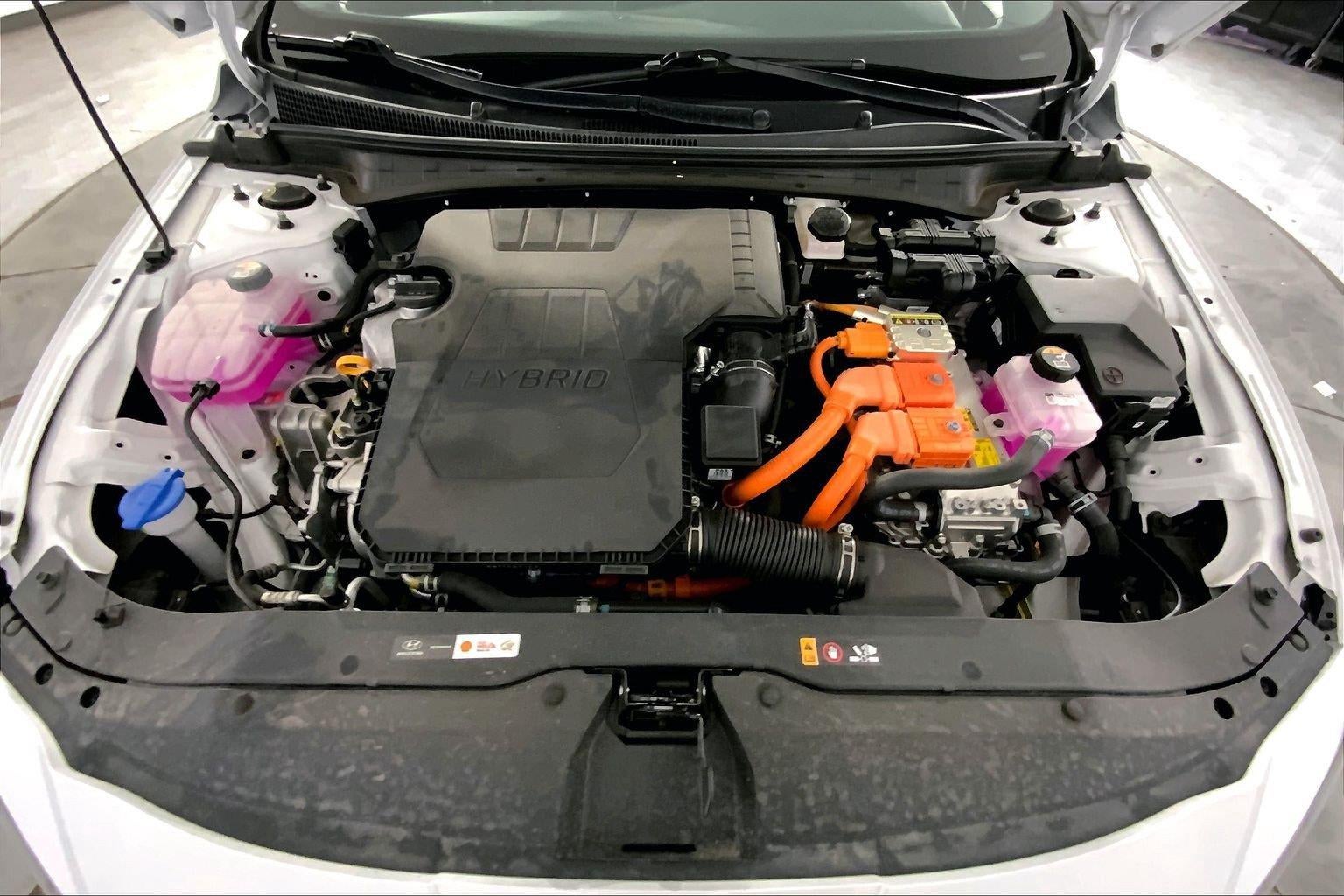 2025 Hyundai Elantra Hybrid Limited