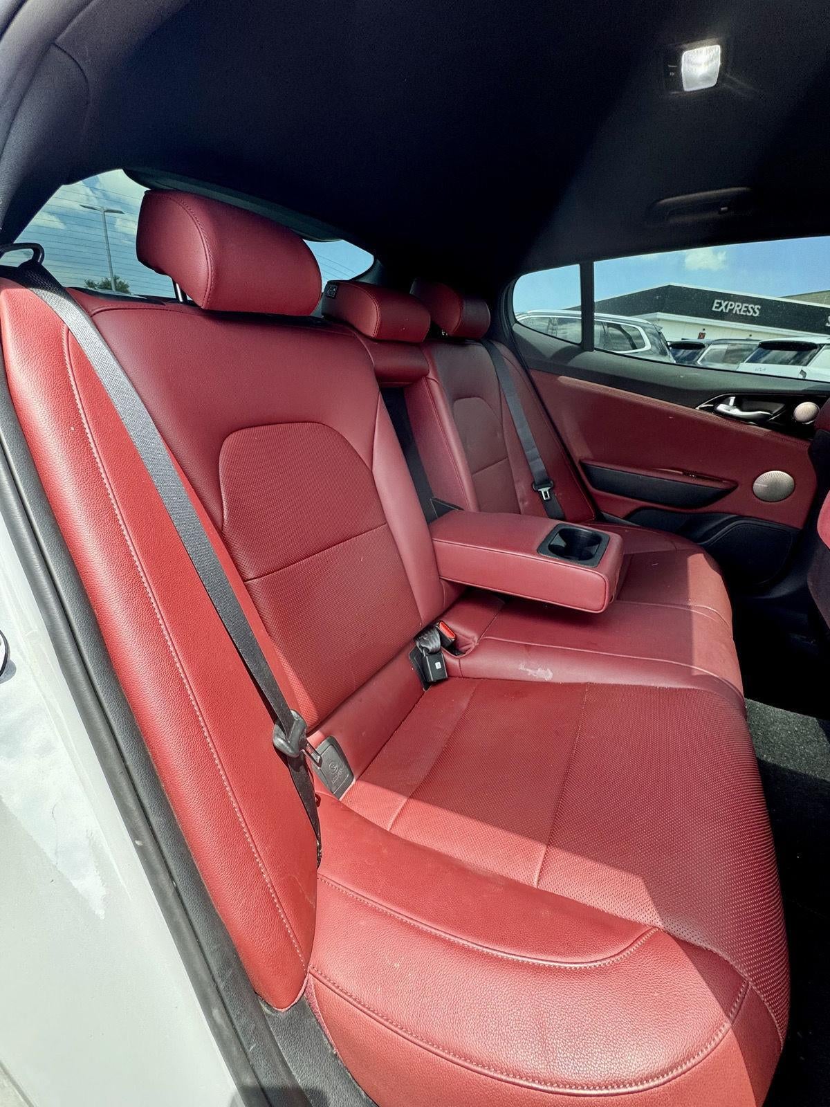 2022 Kia STINGER GT-LINE