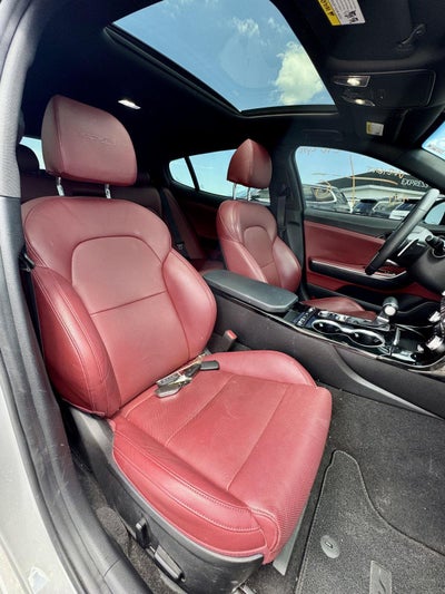 2022 Kia STINGER GT-LINE