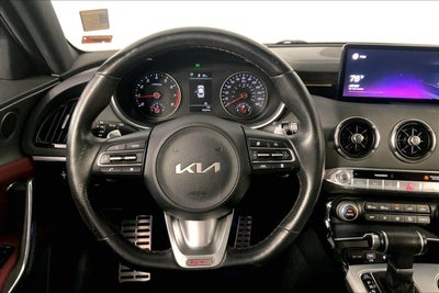 2022 Kia Stinger GT1