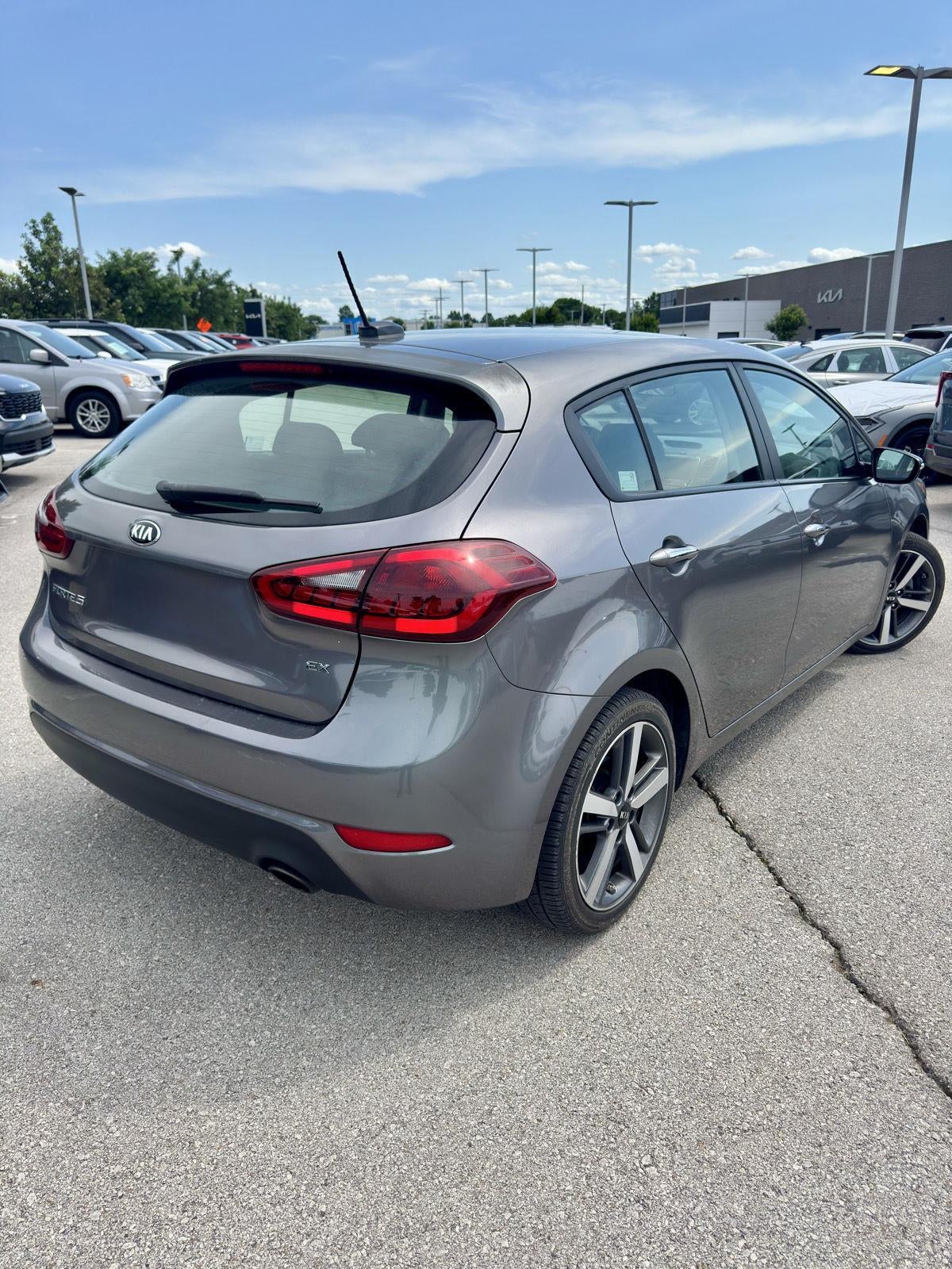 2017 Kia Forte5 EX