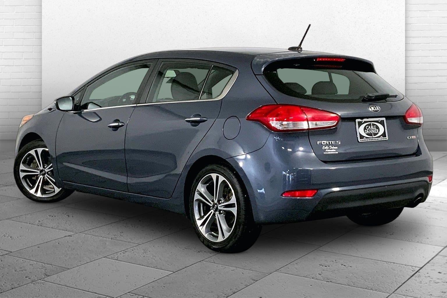 2016 Kia Forte 5-Door EX