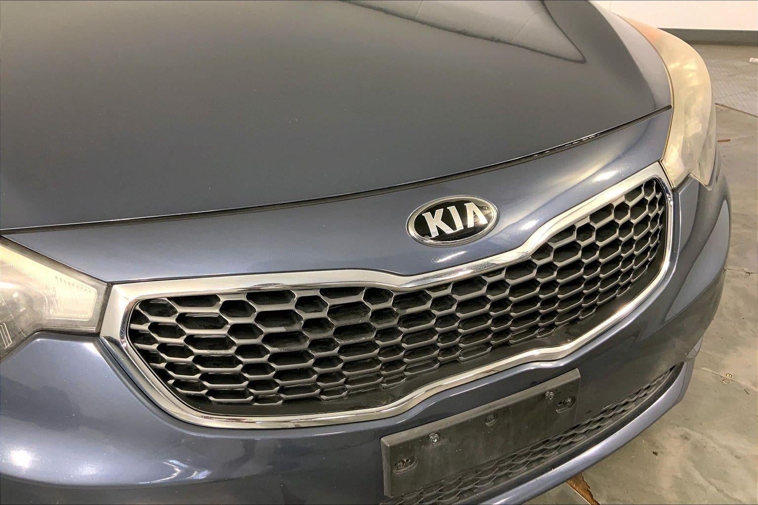 2016 Kia Forte 5-Door EX