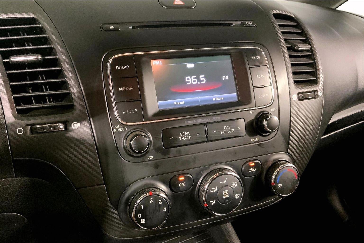 2016 Kia Forte 5-Door EX