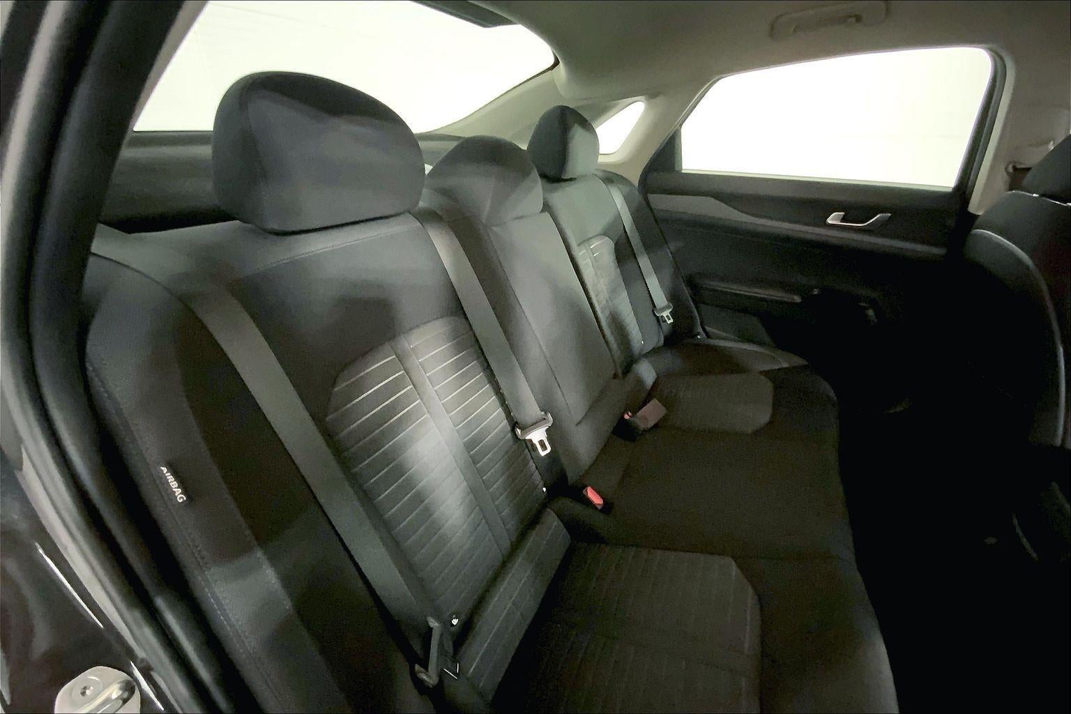 2025 Kia K5 LXS