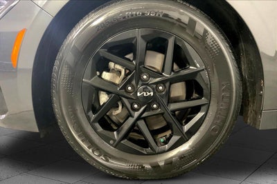 2025 Kia K5 LXS