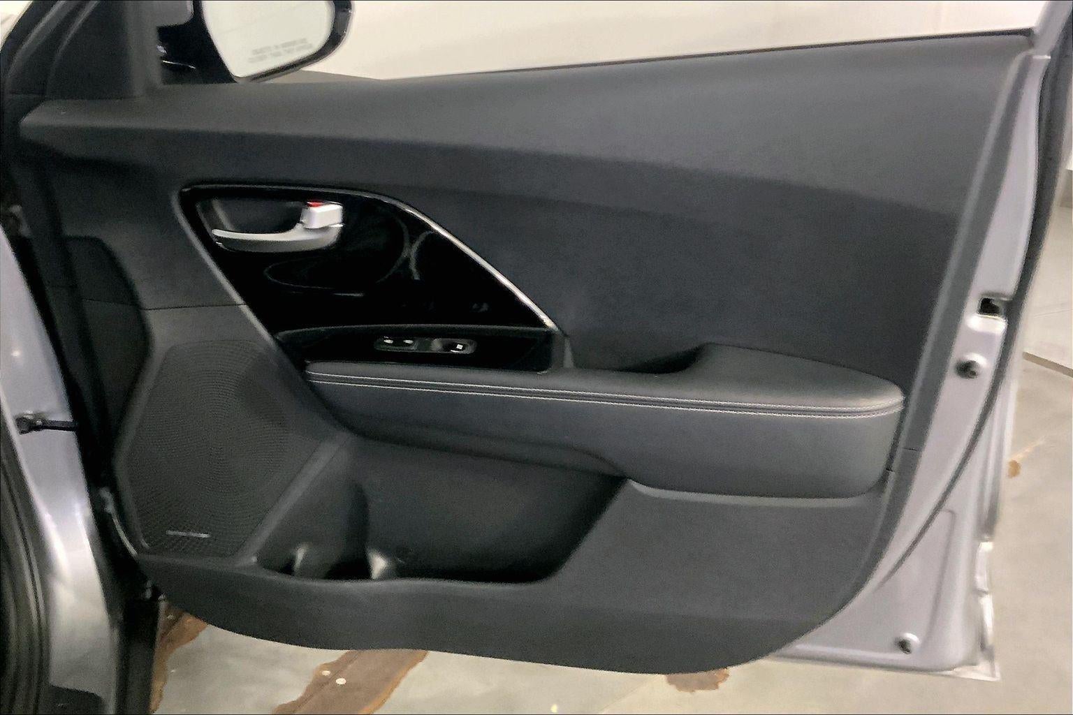 2022 Kia Niro Touring SE