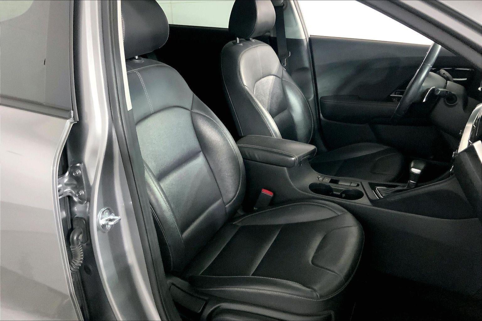 2022 Kia Niro Touring SE