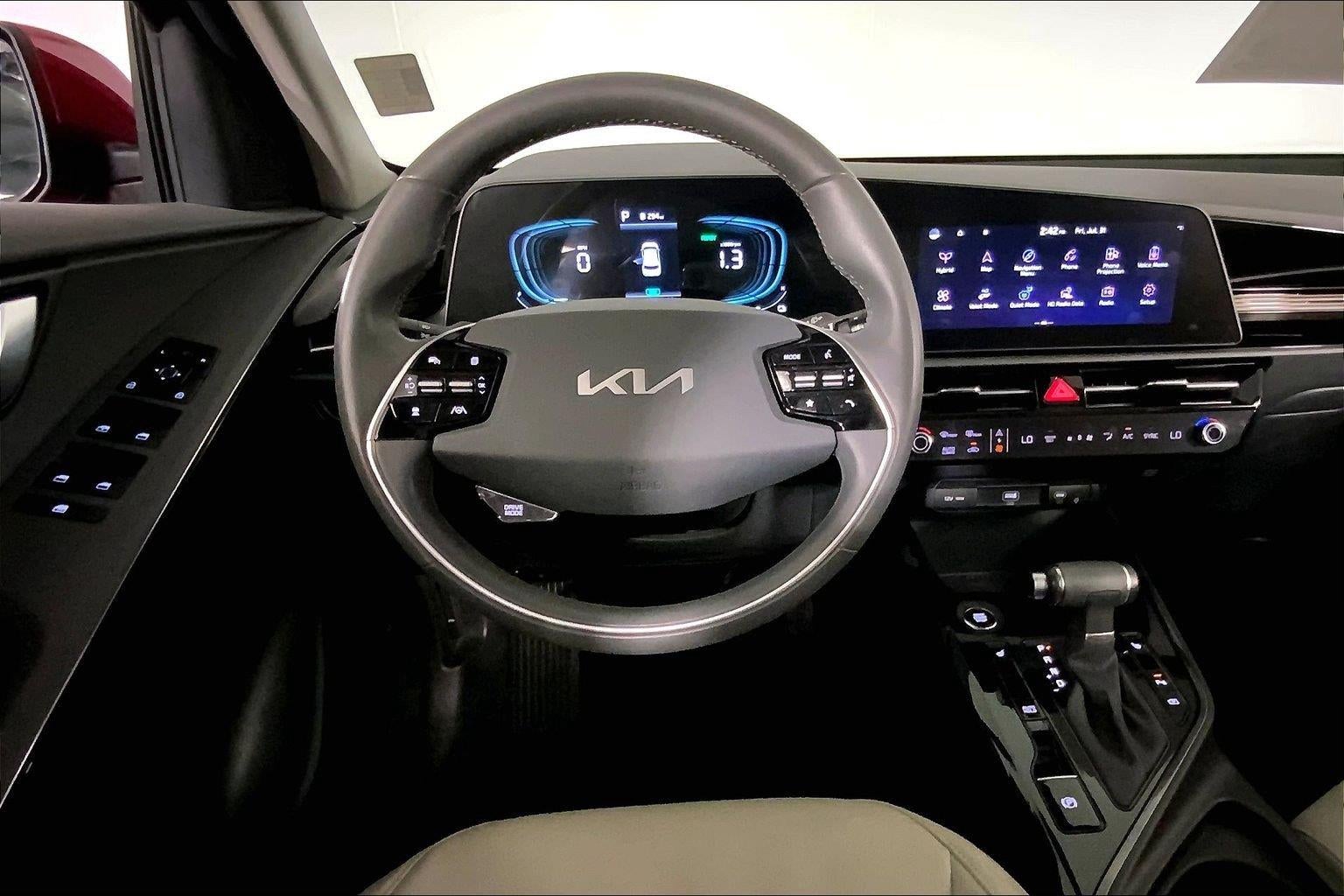 2024 Kia Niro EX