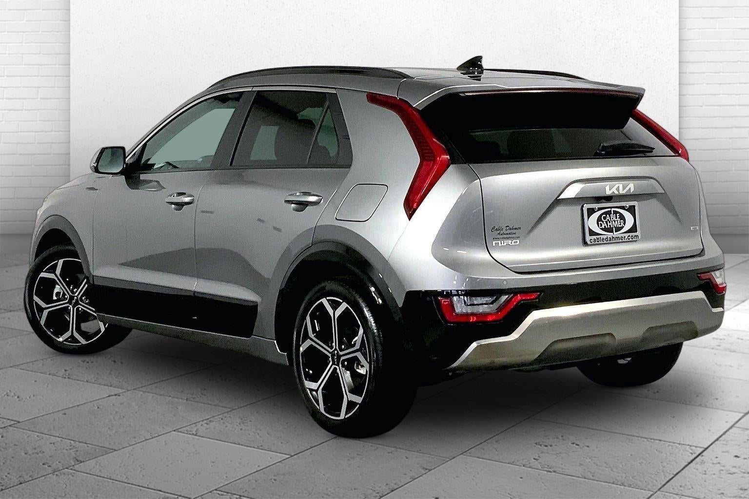 2025 Kia Niro SX Touring