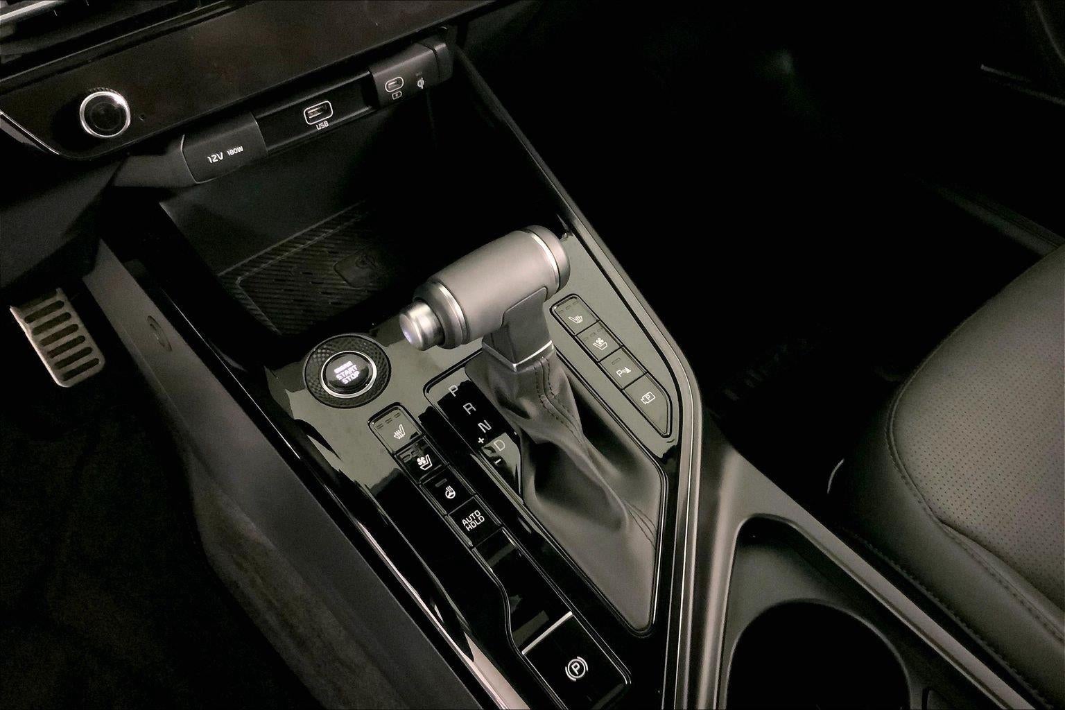 2025 Kia Niro SX Touring