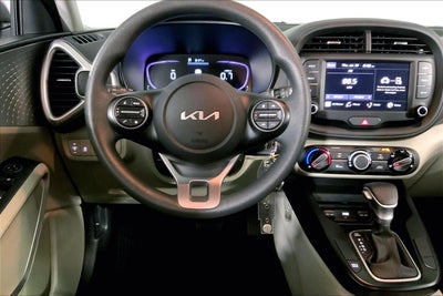 2025 Kia Soul LX