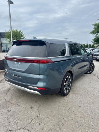 2024 Kia Carnival EX