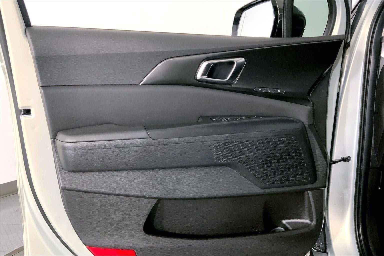 2025 Kia Carnival Hybrid SX